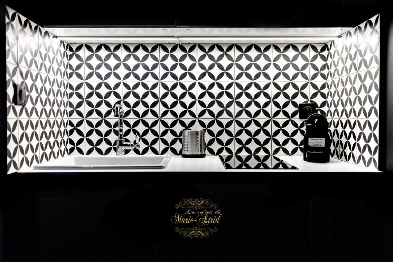 Les Secrets De Marie-Astrid, Suite Love Room Bordeaux Ngoại thất bức ảnh