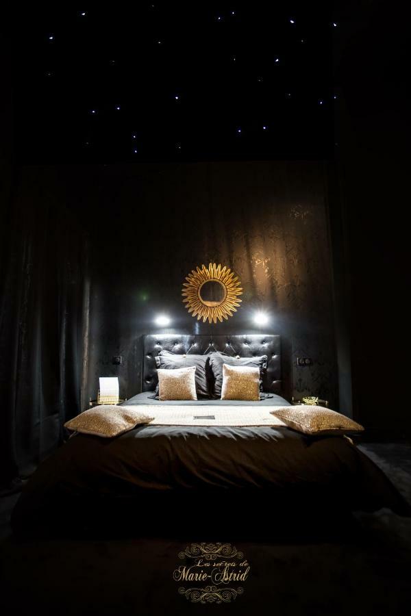 Les Secrets De Marie-Astrid, Suite Love Room Bordeaux Ngoại thất bức ảnh